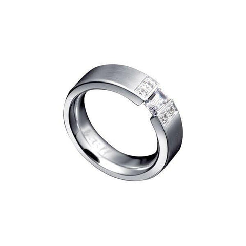 B.Tiff Amikoj Tension and Pavé Ring