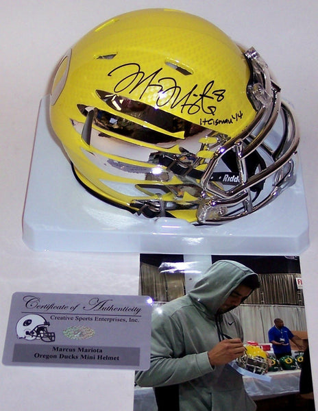 Marcus Mariota Autographed Hand Signed Oregon Ducks Speed Mini Helmet - PSA/DNA